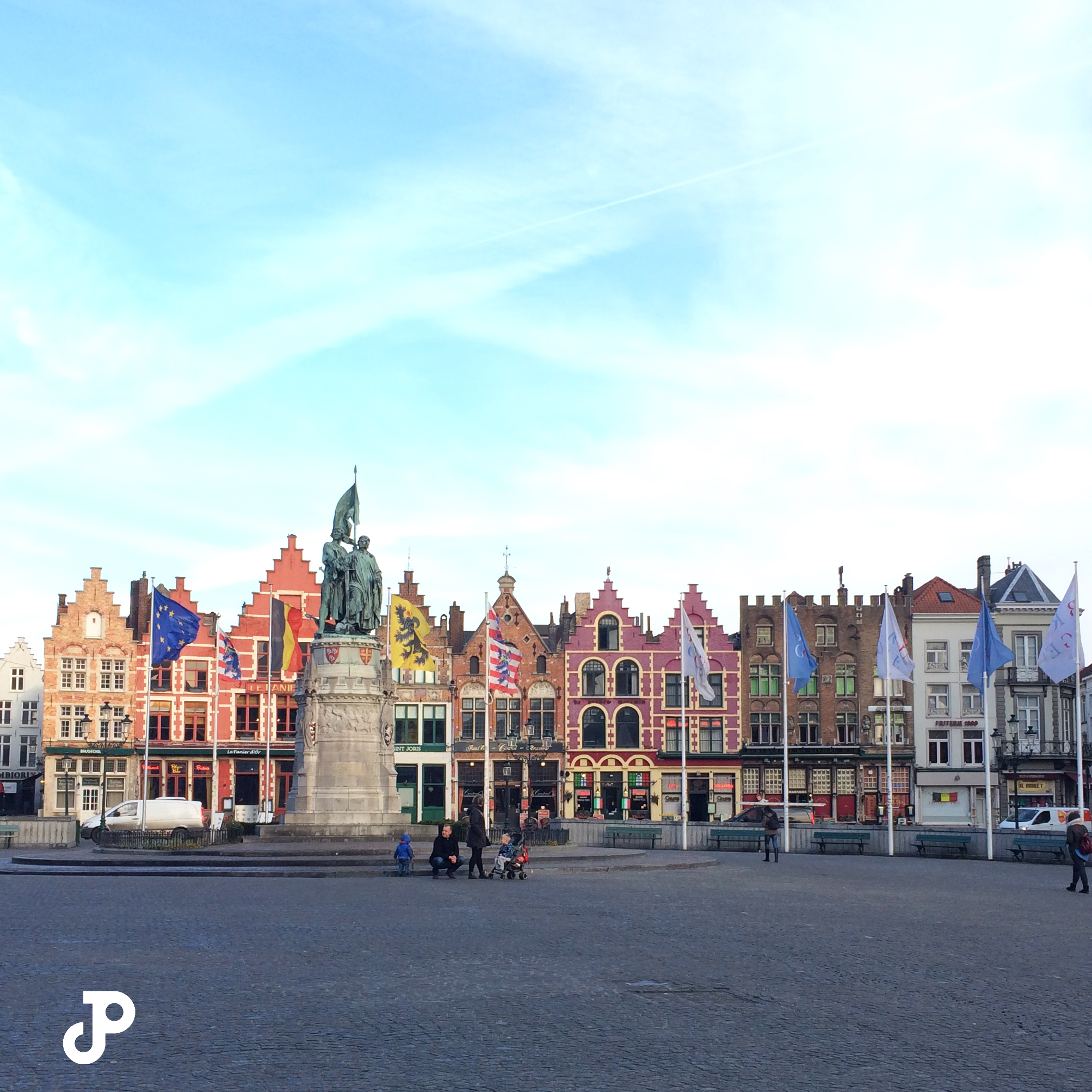 Markt square with colorful narrow buildings in the background